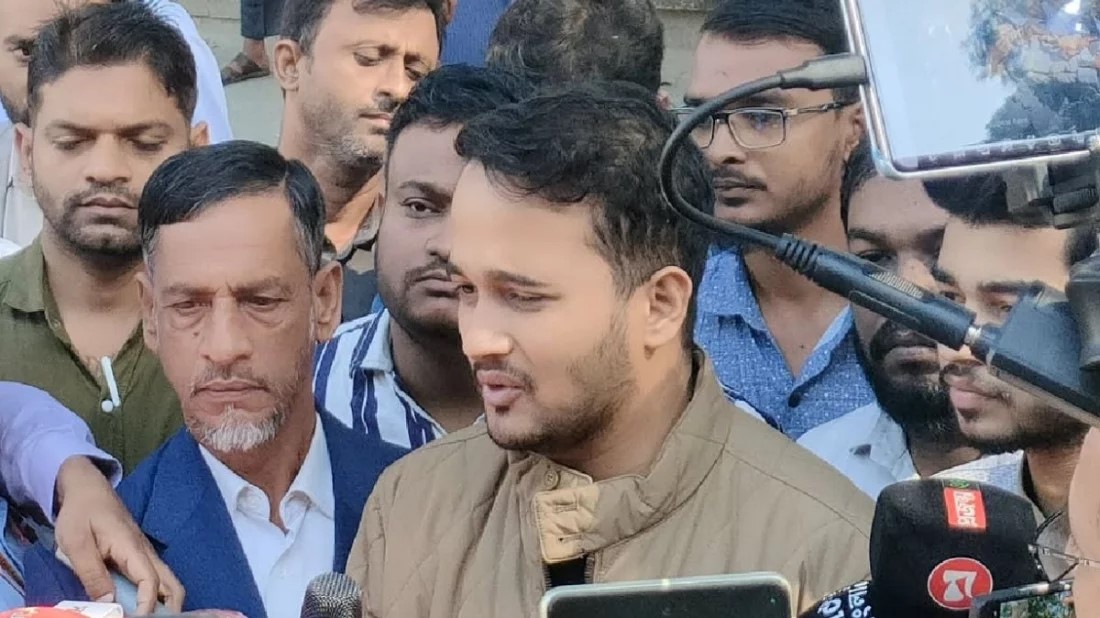 শেখ হাসিনার জন্য হাজারবার ফাঁসিও কম হবে: মীর স্নিগ্ধ